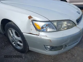 2001 Lexus ES 300 with VIN JT8BF28G310340179, listed as a IAAI auction lot 42757500 with 214,201 mi miles and . Bid and sale history available at DreamBid. Image 6.