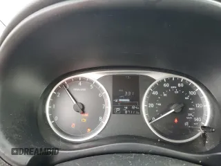 2022 Nissan Kicks S z VIN 3N1CP5BVXNL491561, wystawiony jako Copart lot #51327675 z przebiegiem 87 111 mil mil oraz Szkoda całkowita • Salvage title. Historia ofert i sprzedaży dostępna na DreamBid. Obrazek 9.