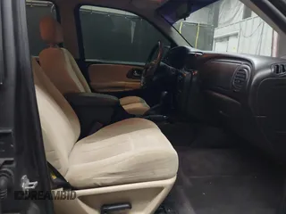 2005 Chevrolet TrailBlazer LS with VIN 1GNDS13SX52183540, listed as a IAAI auction lot 42074299 with 137,473 mi miles and . Bid and sale history available at DreamBid. Image 5.