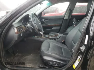 2009 BMW 3 Series 328i xDrive с VIN WBAPK73559A454418, выставлен на аукционе Copart как лот 56914195 с пробегом 105 874 миль миль и На запчасти • Non repairable. История ставок и продаж доступна на DreamBid. Изображение 7.
