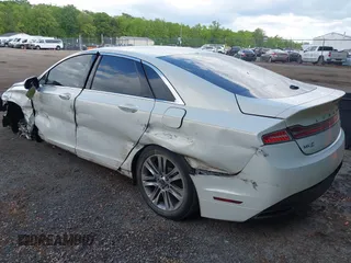 2013 Lincoln MKZ with VIN 3LN6L2J99DR807158, listed as a IAAI auction lot 42201507 with 139,766 mi miles and . Bid and sale history available at DreamBid. Image 3.