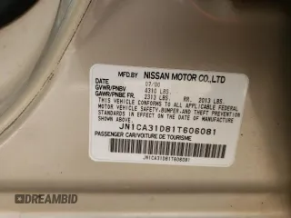 2001 Nissan Maxima SE z VIN JN1CA31D81T606081, wystawiony jako Copart lot #82989204 z przebiegiem 181 732 mil mil oraz Tytuł czysty. Historia ofert i sprzedaży dostępna na DreamBid. Obrazek 12.