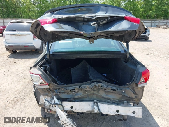 2014 Chevrolet Impala LT with VIN 2G1125S36E9156519, listed as a IAAI auction lot 42145424 with 97,755 mi miles and . Bid and sale history available at DreamBid. Image 6.