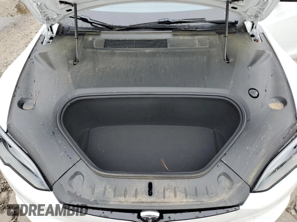 2022 Tesla Model S with VIN 5YJSA1E59NF488969, listed as a Copart auction lot 53686495 with 20,040 mi miles and Salvage Title. Bid and sale history available at DreamBid. Image 11.