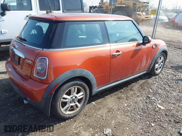 2012 MINI Hardtop with VIN WMWSU3C51CT369410, listed as a IAAI auction lot 42072377 with 155,008 mi miles and . Bid and sale history available at DreamBid. Image 4.