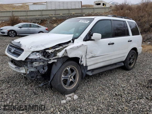 2005 Honda Pilot EX-L with VIN 2HKYF18595H532672, listed as a Copart auction lot 86704284 with 268,018 mi miles and Salvage Title. Bid and sale history available at carsss.com. Image 1.