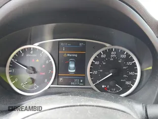 2019 Nissan Sentra SV z VIN 3N1AB7AP7KY342995, wystawiony jako IAAI lot #42300377 z przebiegiem 99 317 mil mil oraz . Historia ofert i sprzedaży dostępna na DreamBid. Obrazek 7.