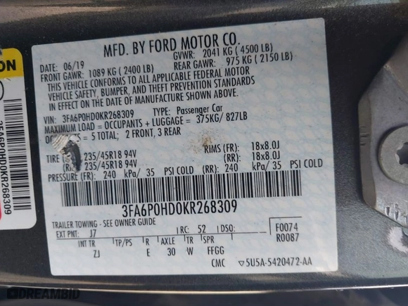 2019 Ford Fusion SE with VIN 3FA6P0HD0KR268309, listed as a IAAI auction lot 40495314 with 130,343 mi miles. Bid and sale history available at carsss.com. Image 9.