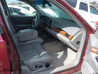 2001 Buick LeSabre Limited with VIN 1G4HR54K71U205841, listed as a IAAI auction lot 41423226 with 1 mi miles. Bid and sale history available at carsss.com. Image 5.