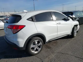 2017 Honda HR-V EX with VIN 3CZRU5H54HM710904, listed as a IAAI auction lot 41120244 with 1 mi miles. Bid and sale history available at carsss.com. Image 4.