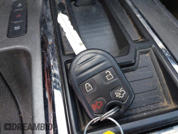 2014 Ford Mustang V6 с VIN 1ZVBP8AM8E5206985, выставлен на аукционе IAAI как лот 42155843 с пробегом 110 363 миль миль и . История ставок и продаж доступна на DreamBid. Изображение 11.