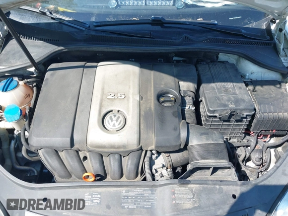 2009 Volkswagen Rabbit S with VIN WVWBB71KX9W026532, listed as a IAAI auction lot 42396191 with 161,660 mi miles and . Bid and sale history available at DreamBid. Image 10.