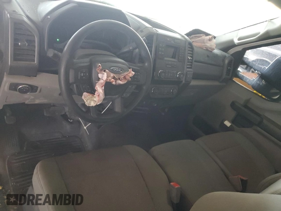 2019 Ford Super Duty F-250 SRW XL with VIN 1FTBF2A65KEE74702, listed as a Copart auction lot 46622595 with 69,527 mi miles and Salvage Title. Bid and sale history available at carsss.com. Image 8.