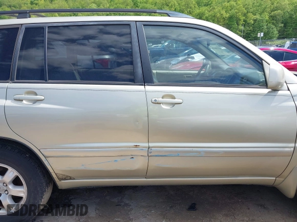 2003 Toyota Highlander z VIN JTEHF21A030137539, wystawiony jako IAAI lot #42196656 z przebiegiem 259 112 mil mil oraz . Historia ofert i sprzedaży dostępna na DreamBid. Obrazek 6.