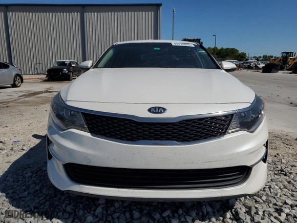 2016 Kia Optima LX with VIN KNAGT4L38G5102045, listed as a Copart auction lot 49318045 with 141,258 mi miles and Salvage Title. Bid and sale history available at carsss.com. Image 5.
