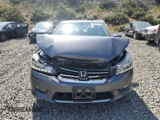 2015 Honda Accord Touring with VIN 1HGCR3F93FA038031, listed as a Copart auction lot 59813275 with 71,899 mi miles and Salvage title. Bid and sale history available at DreamBid. Image 5.