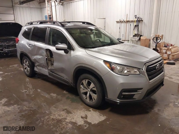 2022 Subaru Ascent Premium with VIN 4S4WMACD1N3410102, listed as a IAAI auction lot 41242154 with NaN miles. Bid and sale history available at carsss.com. Image 1.