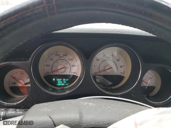 2014 Dodge Challenger SXT with VIN 2C3CDYAG1EH107500, listed as a Copart auction lot 45192575 with 139,151 mi miles and Salvage Title. Bid and sale history available at carsss.com. Image 9.