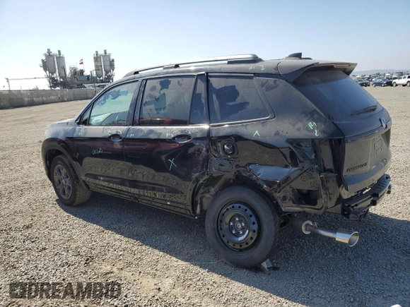 2024 Honda Passport TrailSport with VIN 5FNYF8H67RB004926, listed as a Copart auction lot 72783164 with 860 mi miles and Salvage Title. Bid and sale history available at carsss.com. Image 2.