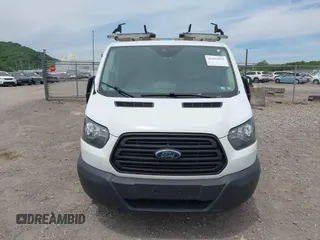 2019 Ford Transit z VIN 1FTYR1YG3KKB67475, wystawiony jako IAAI lot #42293822 z przebiegiem 125 529 mil mil oraz . Historia ofert i sprzedaży dostępna na DreamBid. Obrazek 11.