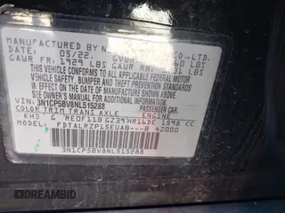 2022 Nissan Kicks S z VIN 3N1CP5BV8NL515288, wystawiony jako IAAI lot #41691806 z przebiegiem 66 626 mil mil oraz . Historia ofert i sprzedaży dostępna na DreamBid. Obrazek 9.