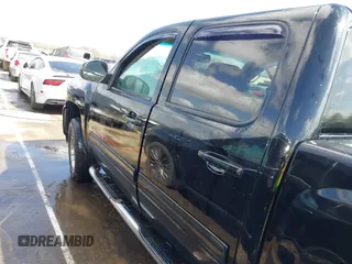 2013 Chevrolet Silverado 1500 LT with VIN 3GCPKSE71DG329253, listed as a IAAI auction lot 41723597 with 164,539 mi miles. Bid and sale history available at carsss.com. Image 14.