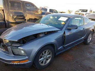 2007 Ford Mustang Deluxe z VIN 1ZVFT80N975302845, wystawiony jako IAAI lot #41615150 z przebiegiem Nie podano mil oraz . Historia ofert i sprzedaży dostępna na DreamBid. Obrazek 15.