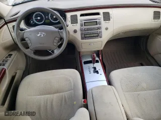 2008 Hyundai Azera GLS with VIN KMHFC46D08A320598, listed as a Copart auction lot 68773244 with 35,997 mi miles and Salvage Title. Bid and sale history available at carsss.com. Image 8.