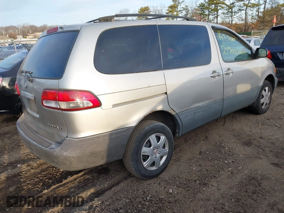 2003 Toyota Sienna CE with VIN 4T3ZF19C43U509873, listed as a IAAI auction lot 41784526 with 999,999 mi miles. Bid and sale history available at carsss.com. Image 4.