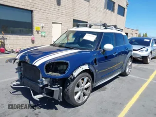 2017 MINI Countryman Cooper S z VIN WMZYT3C39H3D97769, wystawiony jako IAAI lot #42794779 z przebiegiem 126 880 mil mil oraz . Historia ofert i sprzedaży dostępna na DreamBid. Obrazek 6.