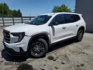 2025 GMC Acadia AWD Elevation z VIN 1GKENNRS8SJ243825, wystawiony jako Copart lot #57325625 z przebiegiem 926 mil mil oraz Czysty tytuł • Clean title. Historia ofert i sprzedaży dostępna na DreamBid. Obrazek 1.