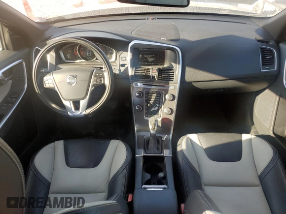 2015 Volvo XC60 T5 Drive-E Platinum с VIN YV440MDD9F2626016, выставлен на аукционе Copart как лот 82492164 с пробегом 167 072 миль миль и Чистый • Clean title. История ставок и продаж доступна на DreamBid. Изображение 8.