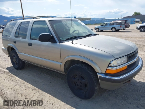 2000 Chevrolet Blazer LT with VIN 1GNDT13W2Y2196092, listed as a IAAI auction lot 42422295 with 153,780 mi miles and . Bid and sale history available at DreamBid. Image 1.