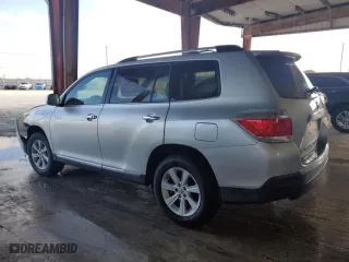 2011 Toyota Highlander Limited with VIN 5TDYK3EH9BS044799, listed as a Copart auction lot 44039685 with 158,777 mi miles and Salvage Title. Bid and sale history available at carsss.com. Image 2.