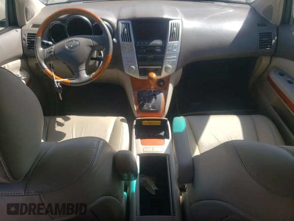 2004 Lexus RX 330 with VIN JTJGA31U240018954, listed as a Copart auction lot 70539794 with 210,874 mi miles and Salvage Title. Bid and sale history available at carsss.com. Image 8.