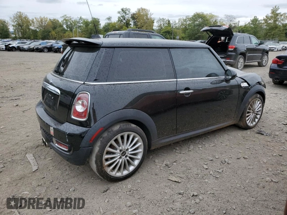 2012 MINI Hardtop S with VIN WMWSV3C58CT386573, listed as a Copart auction lot 61145045 with 35,714 mi miles and Non repairable. Bid and sale history available at DreamBid. Image 3.