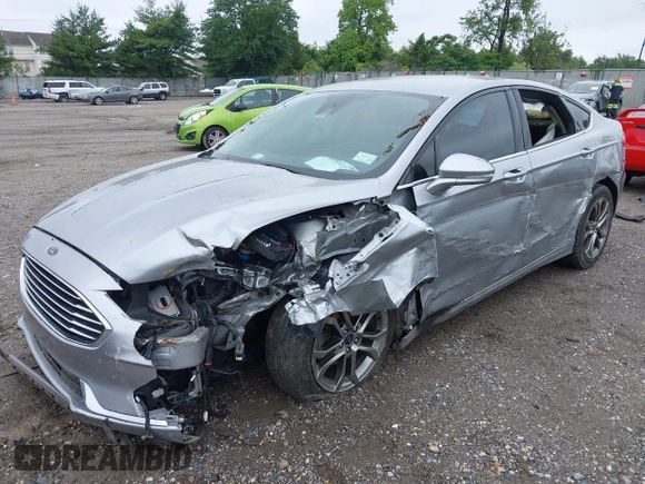 2020 Ford Fusion SEL с VIN 3FA6P0CD6LR130394, выставлен на аукционе IAAI как лот 42356025 с пробегом 115 294 миль миль и . История ставок и продаж доступна на DreamBid. Изображение 6.