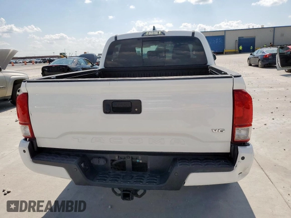 2017 Toyota Tacoma SR5 z VIN 5TFCZ5AN1HX048104, wystawiony jako Copart lot #60883165 z przebiegiem 143 856 mil mil oraz Szkoda całkowita • Salvage title. Historia ofert i sprzedaży dostępna na DreamBid. Obrazek 6.