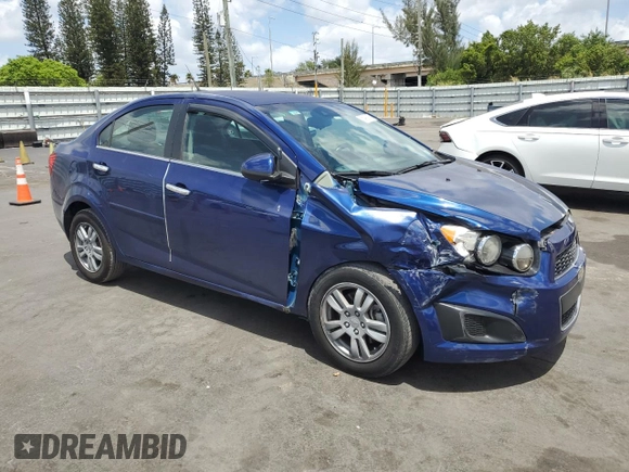 2014 Chevrolet Sonic LT z VIN 1G1JC5SH2E4140894, wystawiony jako Copart lot #55408215 z przebiegiem 122 783 mil mil oraz Szkoda całkowita • Salvage title. Historia ofert i sprzedaży dostępna na DreamBid. Obrazek 4.