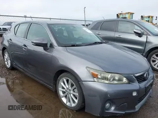2012 Lexus CT 200h z VIN JTHKD5BH8C2122769, wystawiony jako IAAI lot #42376226 z przebiegiem 124 336 mil mil oraz . Historia ofert i sprzedaży dostępna na DreamBid. Obrazek 1.
