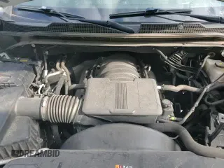 2022 Chevrolet Silverado 2500HD LTZ z VIN 2GC4YPE73N1205705, wystawiony jako Copart lot #70291055 z przebiegiem 58 283 mil mil oraz Czysty tytuł • Clean title. Historia ofert i sprzedaży dostępna na DreamBid. Obrazek 13.