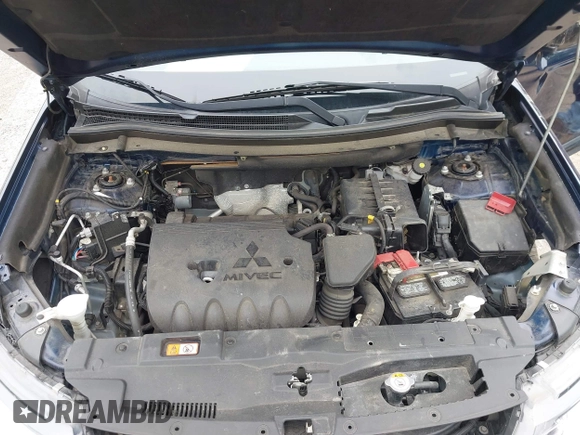 2020 Mitsubishi Outlander ES z VIN JA4AZ3A31LZ042840, wystawiony jako IAAI lot #42276774 z przebiegiem 88 513 mil mil oraz . Historia ofert i sprzedaży dostępna na DreamBid. Obrazek 10.