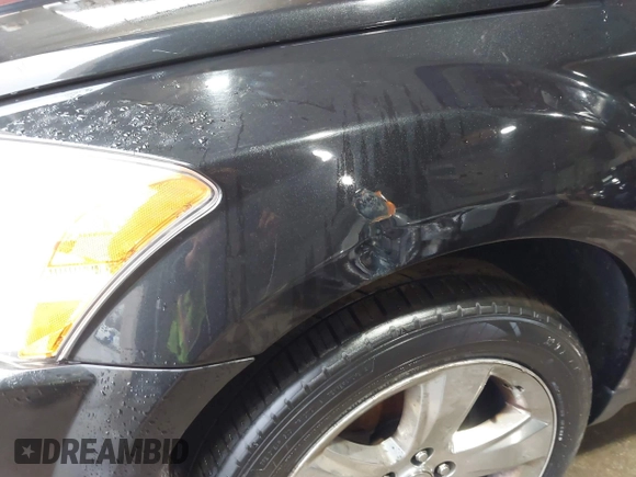 2011 Dodge Caliber Rush with VIN 1B3CB8HB5BD108767, listed as a IAAI auction lot 41820107 with 145,101 mi miles. Bid and sale history available at carsss.com. Image 6.
