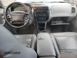 1999 Ford Explorer XL with VIN 1FMDU32E7XUC25465, listed as a Copart auction lot 83651354 with 93,850 mi miles and Clean title. Bid and sale history available at DreamBid. Image 8.