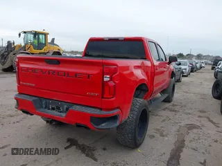 2021 Chevrolet Silverado 1500 RST with VIN 3GCUYEET6MG174912, listed as a IAAI auction lot 41359036 with 58,325 mi miles. Bid and sale history available at carsss.com. Image 4.