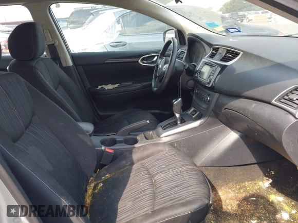 2017 Nissan Sentra S z VIN 3N1AB7AP0HY281191, wystawiony jako IAAI lot #42133599 z przebiegiem 74 441 mil mil oraz . Historia ofert i sprzedaży dostępna na DreamBid. Obrazek 5.