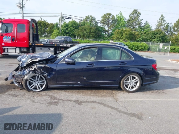 2014 Mercedes-Benz C 300 Sport with VIN WDDGF8AB1EA945171, listed as a IAAI auction lot 42089028 with 122,701 mi miles and . Bid and sale history available at DreamBid. Image 14.