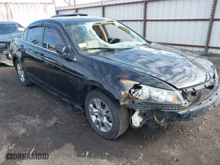 2011 Honda Accord Sdn SE with VIN 1HGCP2F62BA158094, listed as a IAAI auction lot 41621725 with 225,195 mi miles. Bid and sale history available at carsss.com. Image 1.