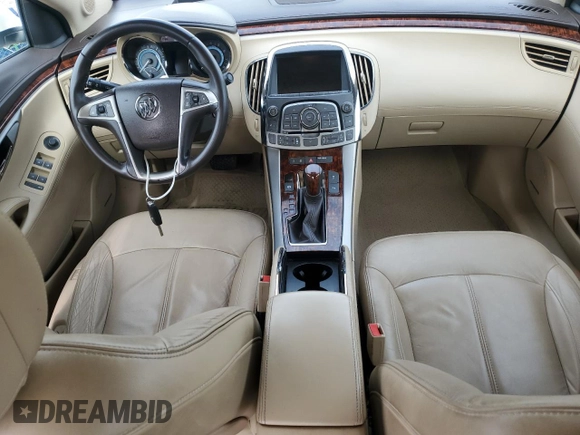 2013 Buick LaCrosse Leather z VIN 1G4GC5E31DF265563, wystawiony jako Copart lot #54946045 z przebiegiem 87 790 mil mil oraz Czysty tytuł • Clean title. Historia ofert i sprzedaży dostępna na DreamBid. Obrazek 8.