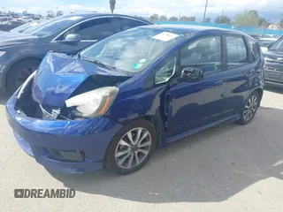2013 Honda Fit Sport with VIN JHMGE8H50DC052326, listed as a IAAI auction lot 41798913 with 140,894 mi miles. Bid and sale history available at carsss.com. Image 17.